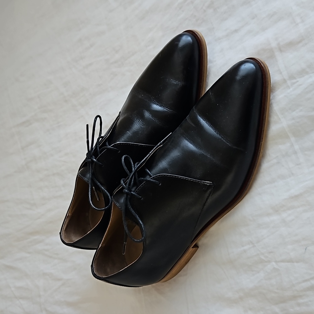 Everlane Black Point Toe Laced Loafer Flat Size 9
